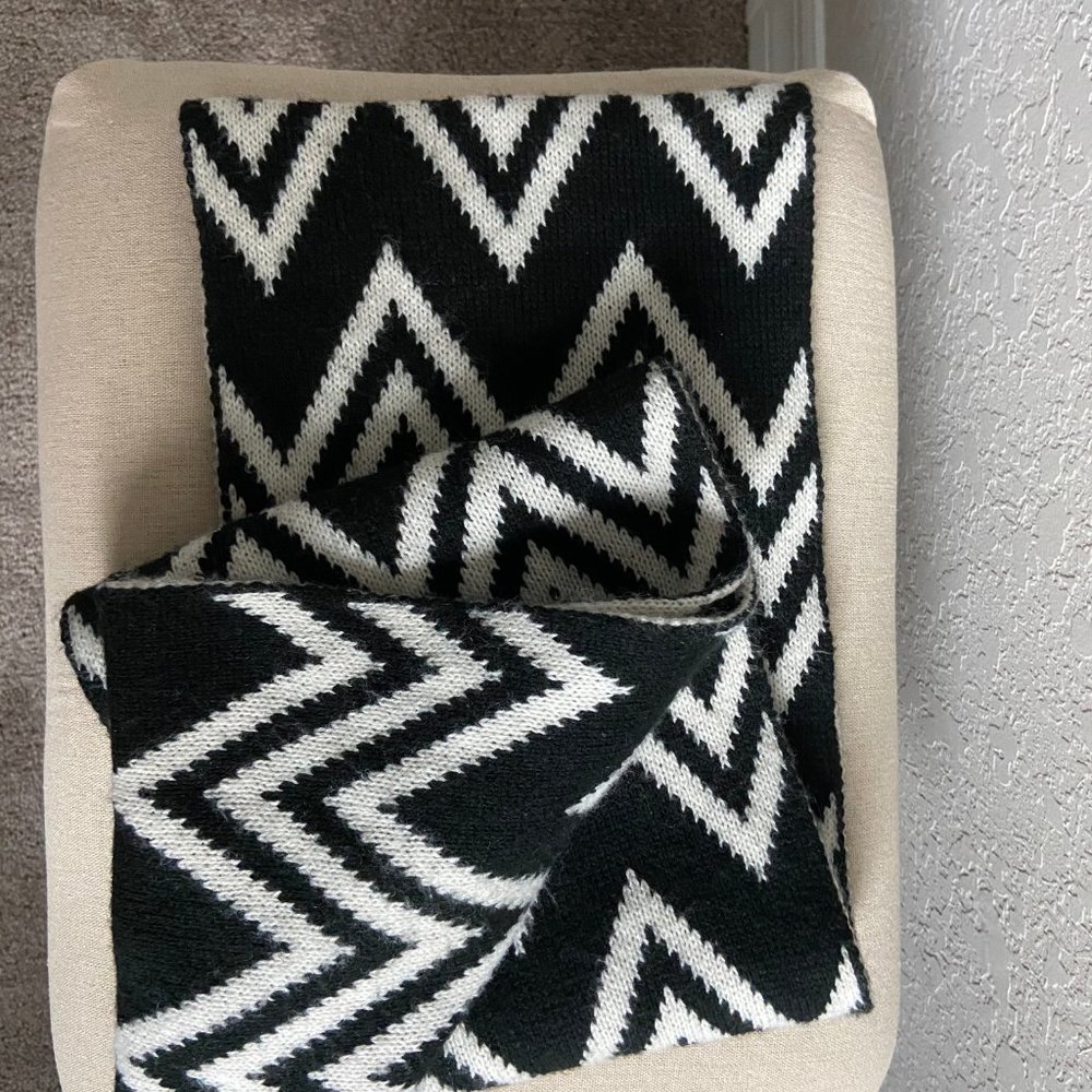 Reversible Infinity Scarf - Picture 2 of 5